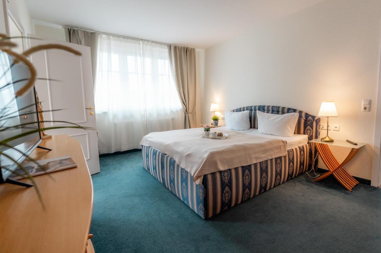 Villa Duene Mit Grosser Sonnenterrasse, Kamin, Wlan Und Tiefgarage Fuer 2-4 Personen Kuhlungsborn Bagian luar foto